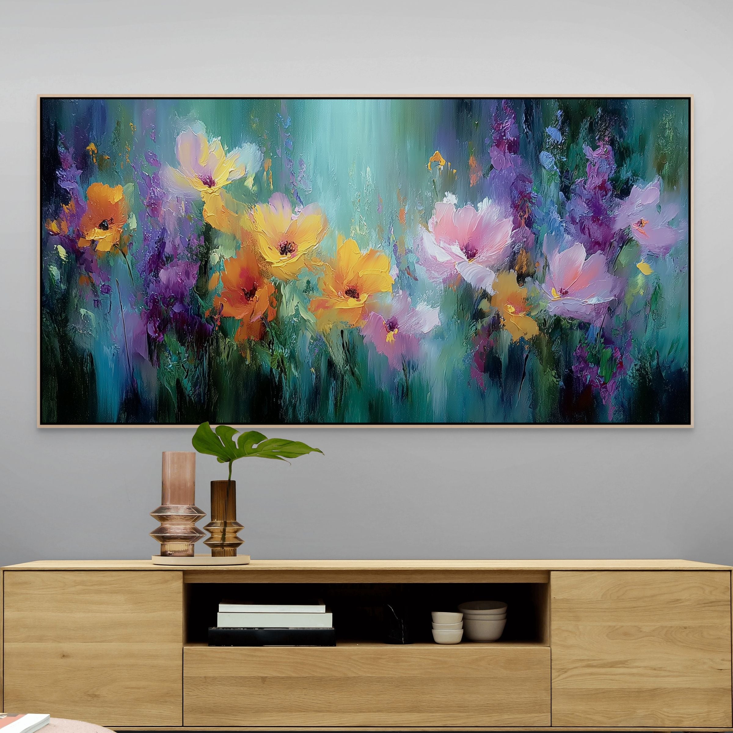 D1337-room-f-natural-hallway-room-image