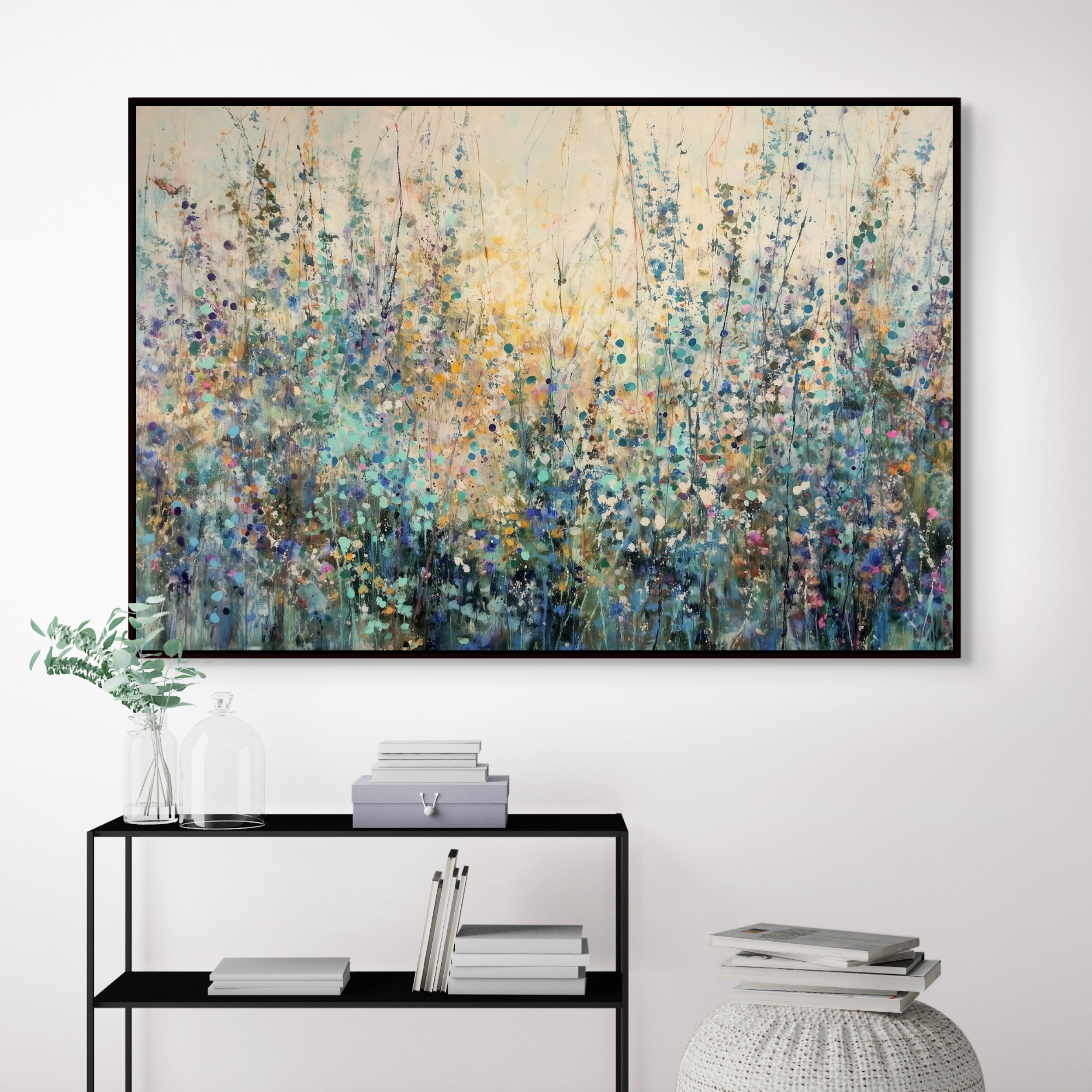D1423-room-f-black-hallway-room-image