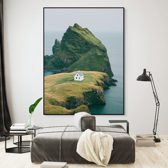 D1569-room-f-black-lounge-room-image