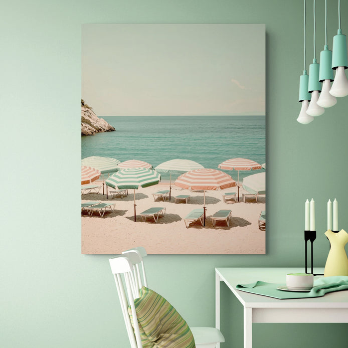 D1698-room-f-wrapped-dining-room-image