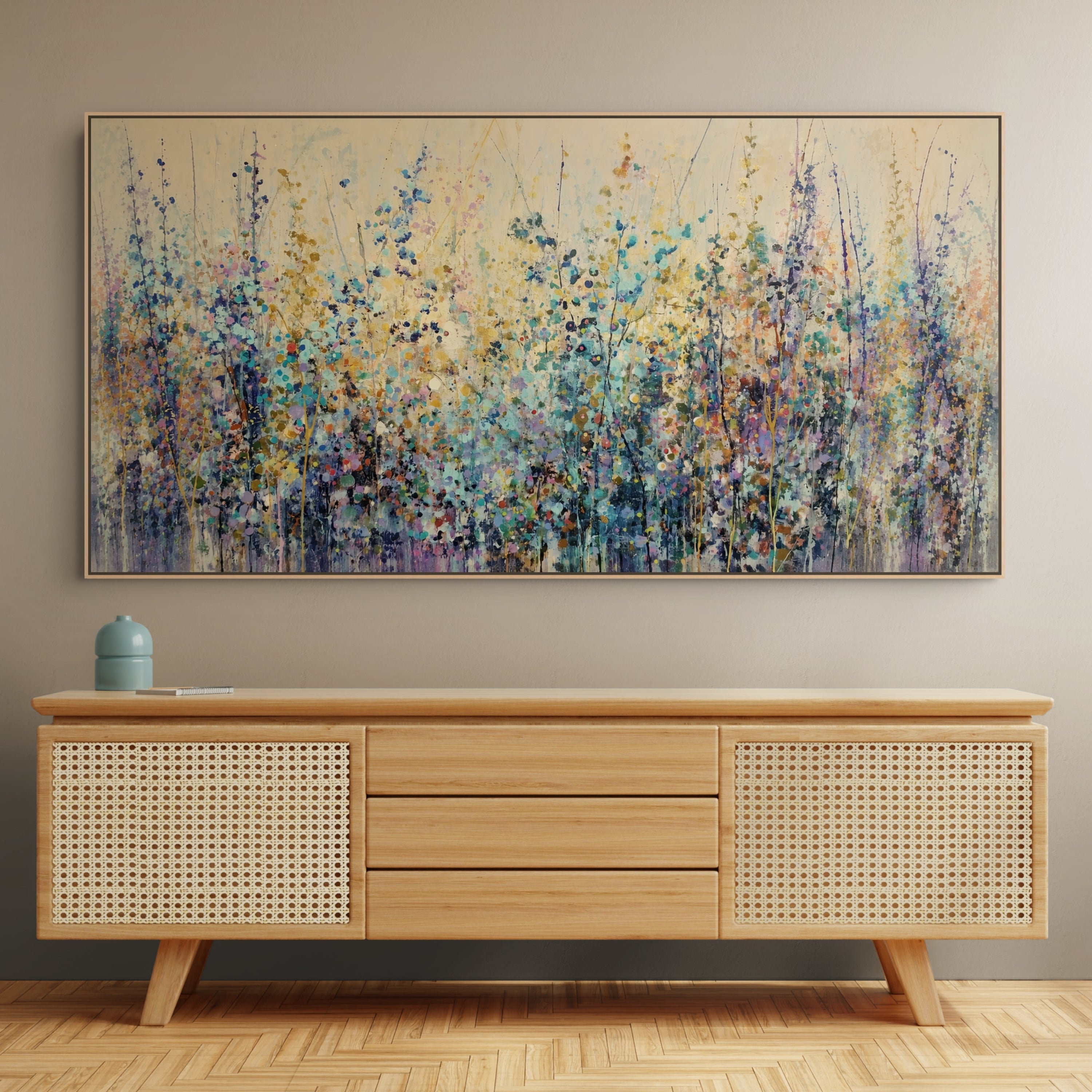 D1746-room-f-natural-hallway-room-image