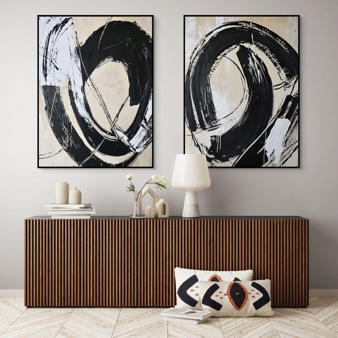 S0001_D0423-D0424-XXXX-room-f-black-hallway-room-image